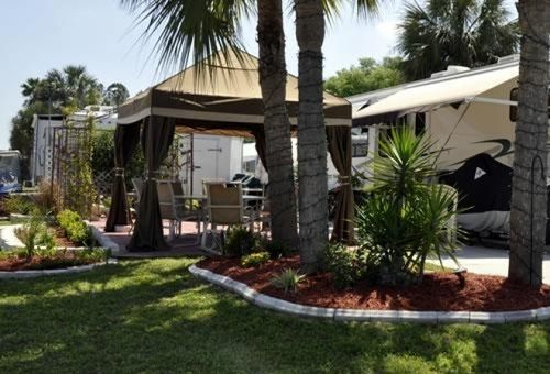 Winter Quarters Pasco Rv Resort - Campground Land O' Lakes Ngoại thất bức ảnh